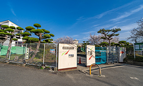 寝屋川市立第六中学校